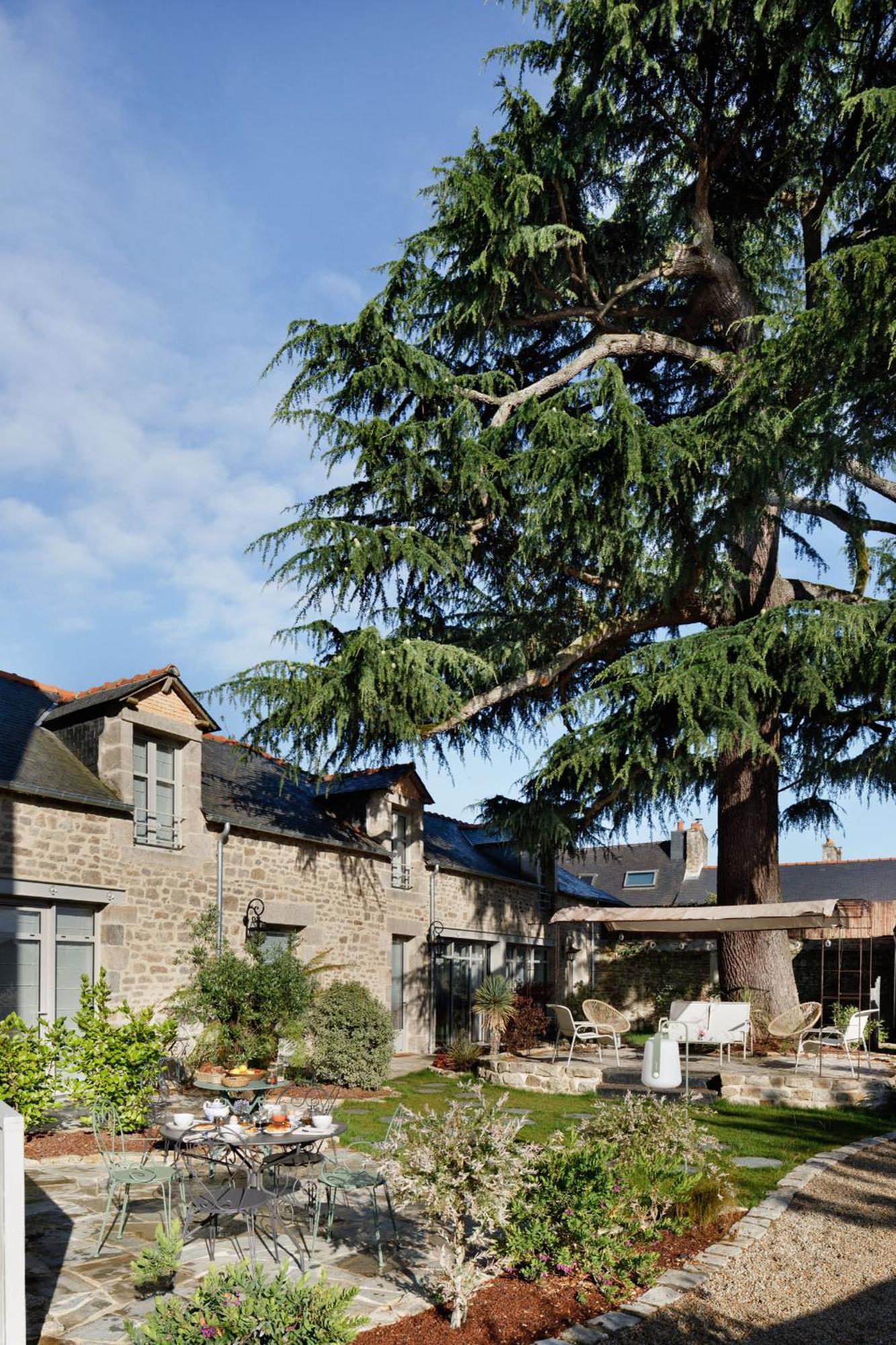 Clos Du Cedre - Chambres D'Hotes D'Exception, Luxury B&B A Dinan Exterior foto
